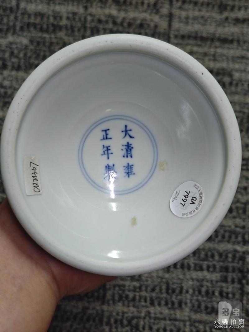 清雍正 斗彩缠枝茶花纹烛台 - 图10